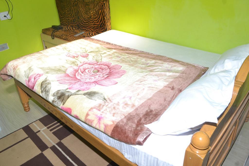 Hotel Sukh Sagar Inn Deoghar Room photo